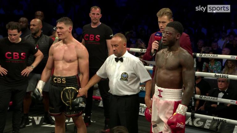 Fight of the year? | Billam-Smith beats Chamberlain in epic battle!