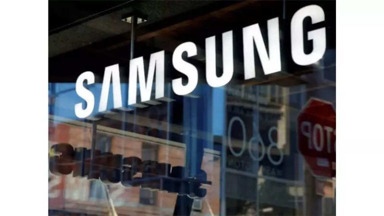 Samsung Mobile’s billboards destroyed in Pakistan over ‘blasphemous QR code’