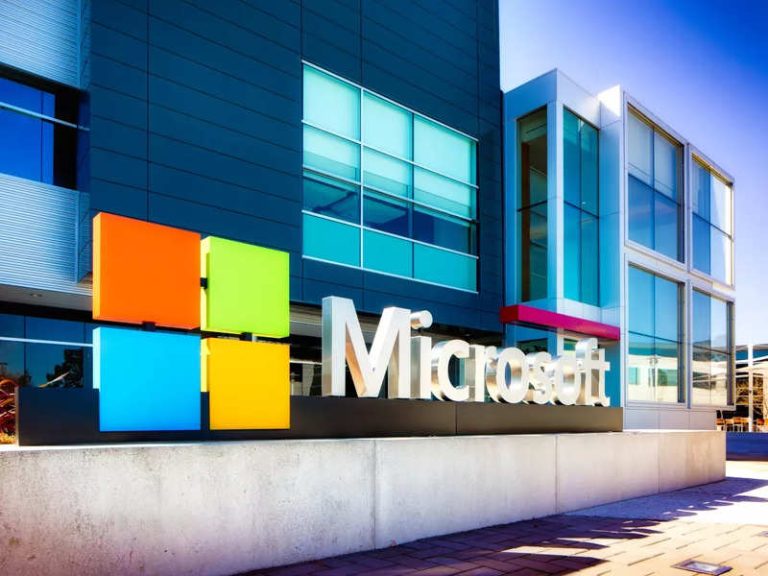 Microsoft’s strong guidance takes away analysts’ jitters