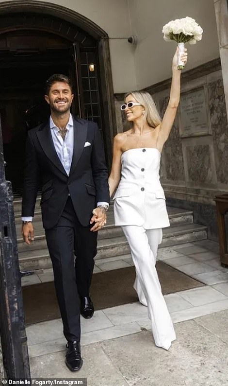 Danielle Fogarty and Ross Worswick marry in intimate legal ceremony