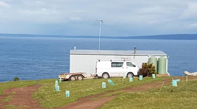 Fleurieu Peninsula shack mysteriously destroyed as celebrity neighbour blasts ‘very dangerous’ homes