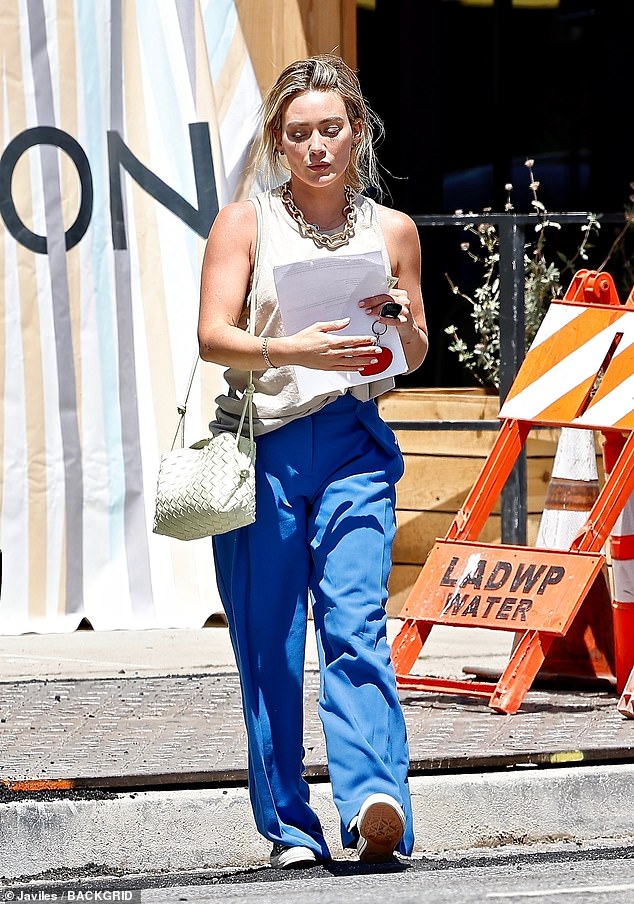 Hilary Duff keeps it casual as she steps out for lunch in Studio City