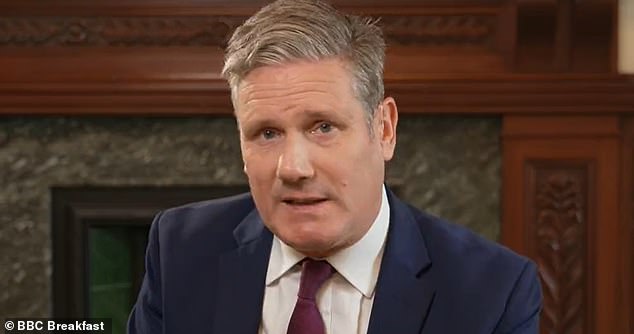 Keir Starmer orders Labour frontbenchers NOT to join picket lines in tomorrow’s train strikes