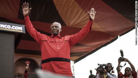 Dos Santos acknowledges the crowd during the closing campaign rally in Luanda, on August 19, 2017. 