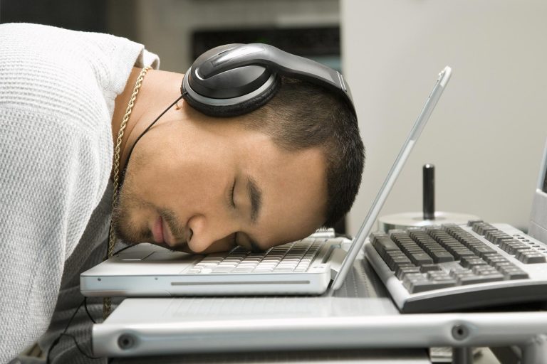 Death by Napping? The Frightening Link to High Blood Pressure and Increased Stroke Risk