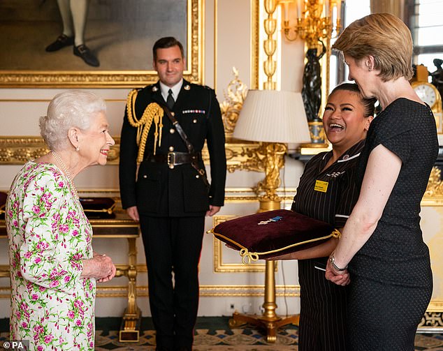 The Queen shares a joke with NHS Chief Executive Amanda Pritchard at Windsor Castle 