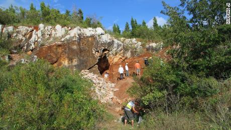 DNA analysis of fossils found in Red Deer Cave in China&#39;s Yunnan province could shed light on Native American ancestry.