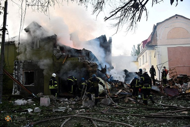 Twelve hurt after Ukrainian city of Mykolaiv comes under heavy fire