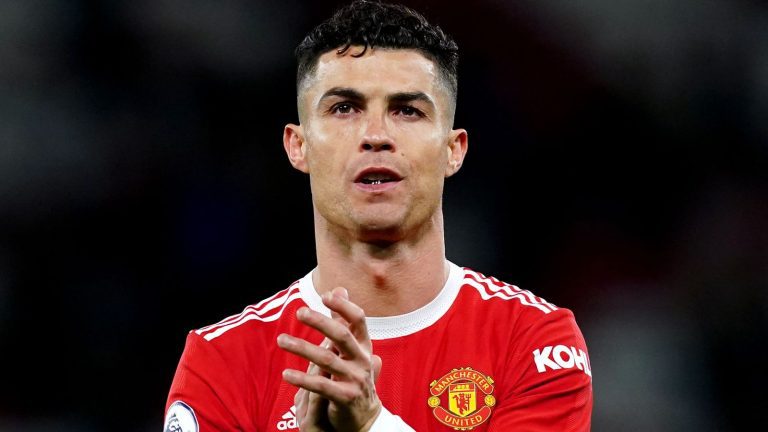 Cristiano Ronaldo: Manchester United legend asks to leave club amid concerns over trophies and transfers | Transfer Centre News