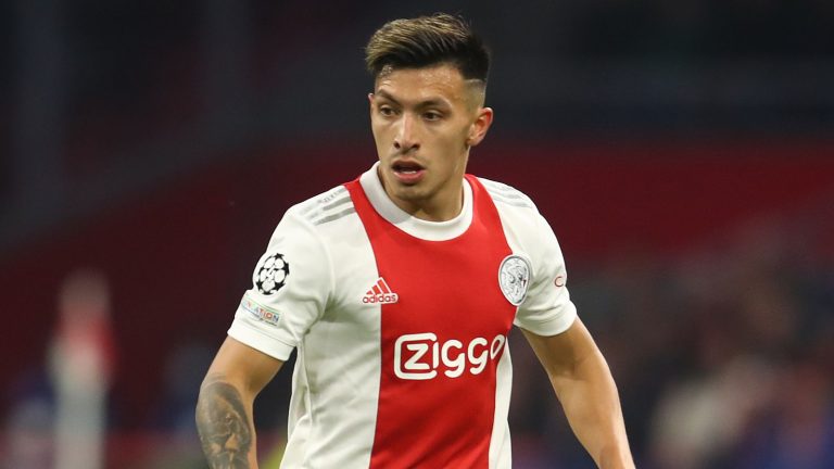 Lisandro Martinez: Manchester United close to signing Ajax defender | Transfer Centre News