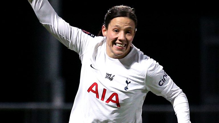 Rachel Williams: Manchester United Women sign striker on free transfer from Tottenham | Football News