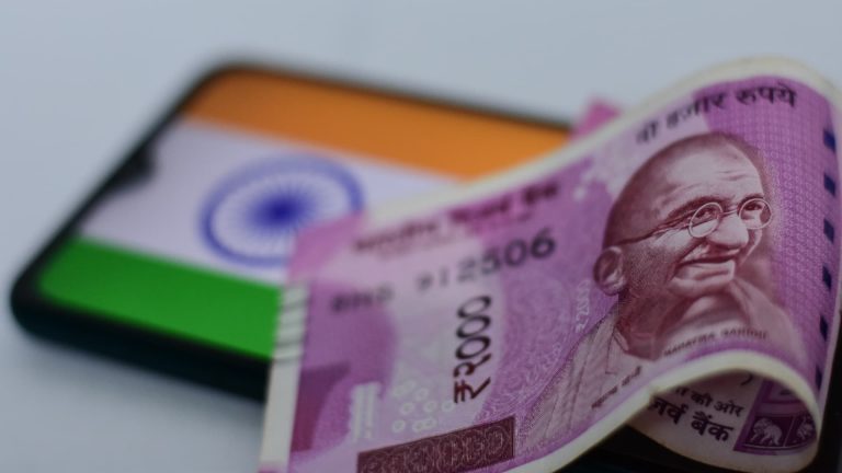 Indian rupee weakness, hitting fresh lows amid global headwinds 