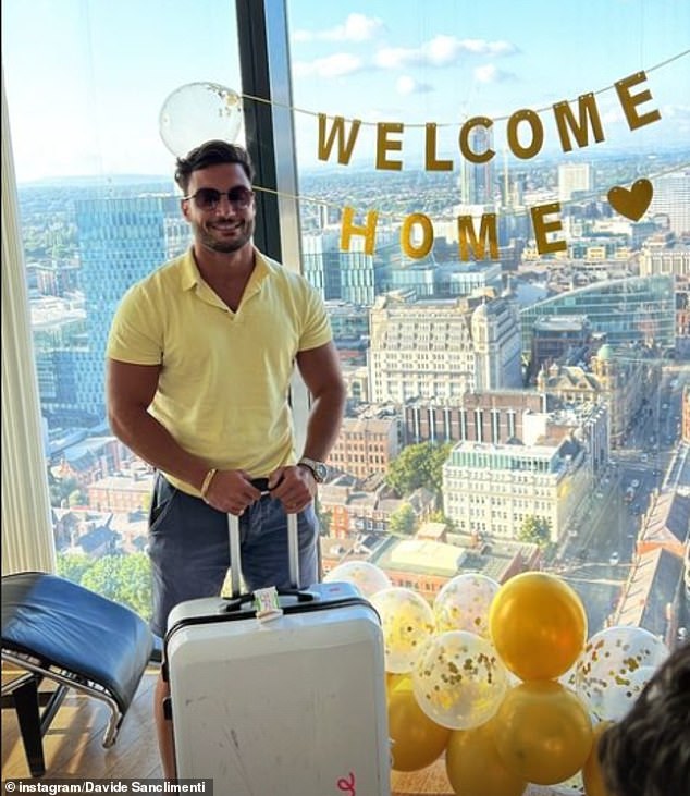 He's back! Davide was welcomed back with open arms by his friends who threw him a 'welcome home' party in his luxurious city centre apartment