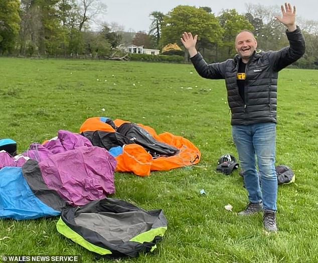 Paragliding was 'in his blood', said Louise Rafferty who used to join Mr Dyer on his 'flying adventures'