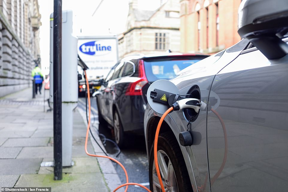 Just 1,721 new public chargers were added in the months of April, May and June 2021, according to latest date published by DfT