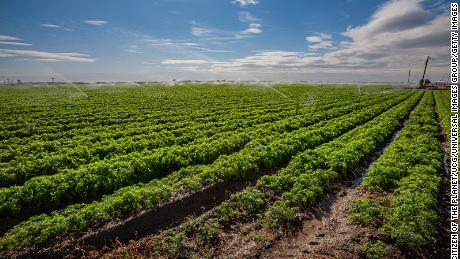 California&#39;s Central Valley, which produces one-fourth of the nation&#39;s food, will be ravaged by a megaflood.