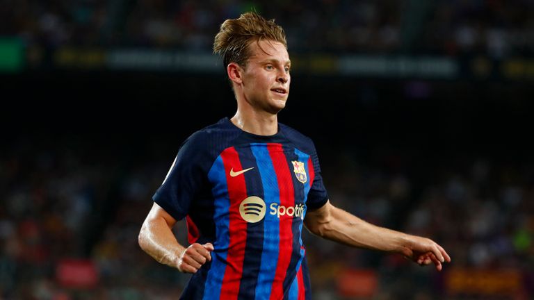 Barcelona&#39;s Frenkie de Jong during a La Liga match between Barcelona and Rayo Vallecano 