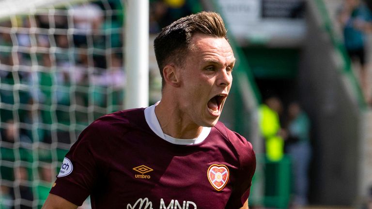 EDINBURGH, SCOTLAND - AUGUST 07: Lawrence Shankland celebrates after scoring to make It 1-0 Hearts.during a cinch Premiership match between Hibernian and Heart of Midlothian at Easter Road, on August 07, 2022, in Edinburgh, Scotland.  (Photo by Alan Harvey / SNS Group)