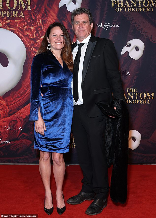 Soap actress Toni Pearen looked fantastic in an electric blue mini dress as she posed along with her husband, Will Osmond. Both pictured