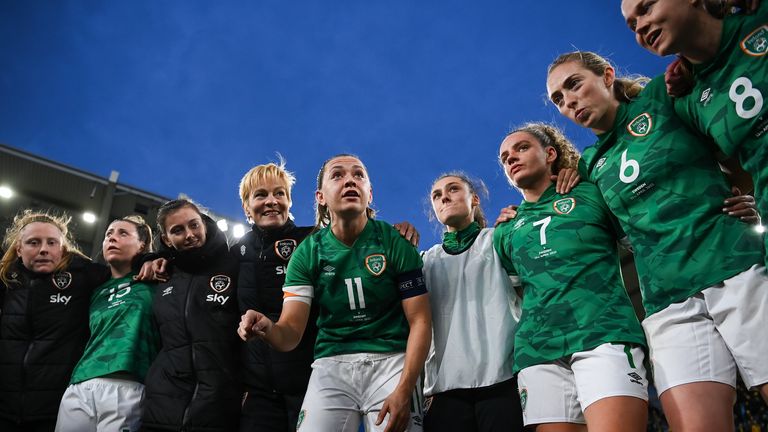 12 April 2022; Republic of Ireland captain Katie McCabe speaks to her teammates in the huddle after the FIFA Women&#39;s World Cup 2023 qualifying match between Sweden and Republic of Ireland at Gamla Ullevi in Gothenburg, Sweden. Photo by Stephen McCarthy/Sportsfile