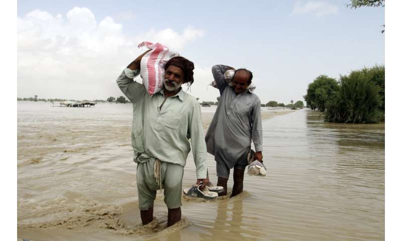 EXPLAINER: Pakistan fatal flooding has hallmarks of warming