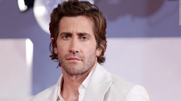 Jake Gyllenhaal set to star in ‘Road House’ remake for Amazon Prime