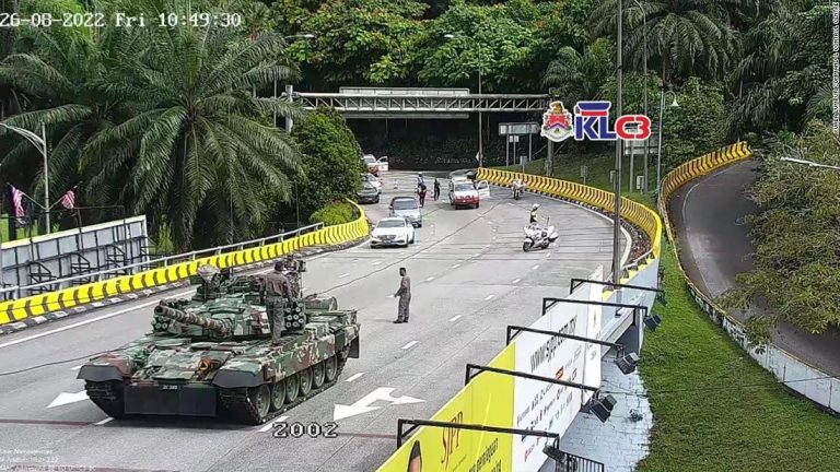 Malaysia army apologizes after tank and armored prime mover break down in Kuala Lumpur