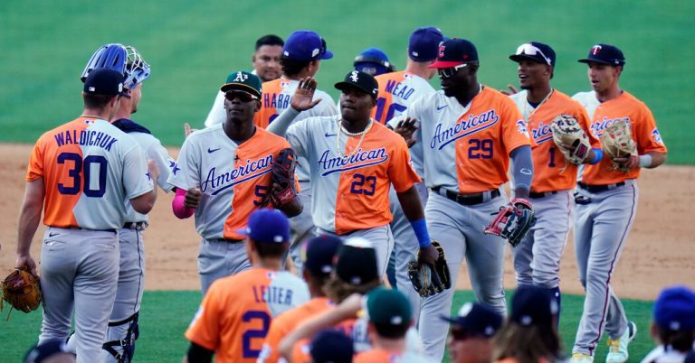 M.L.B. Players Association Working to Unionize Minor Leaguers