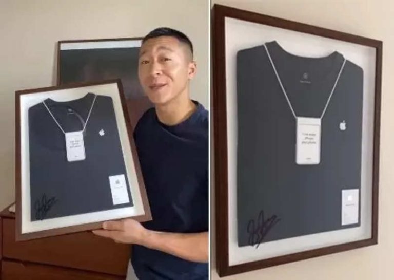 Ex-Apple retail employee auctions ‘Sam Sung’ business card for charity