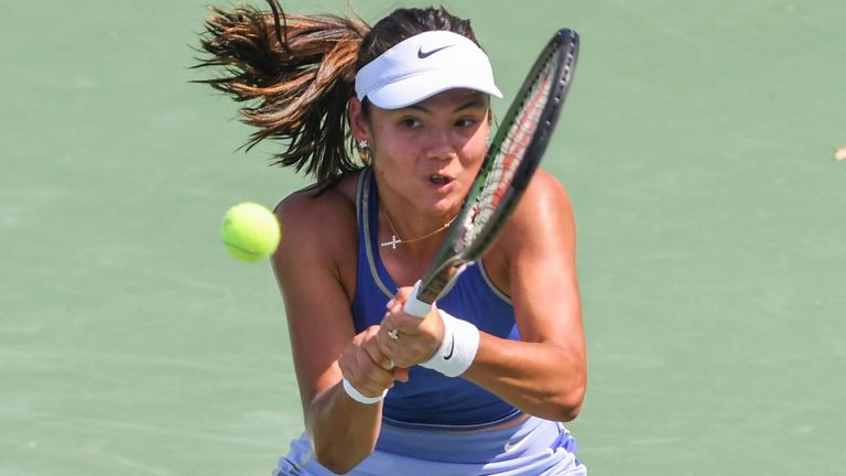 August 4, 2022, Washington, D.C, U.S: EMMA RADUCANU hits a backhand during her match against Camila Osorio at the Rock Creek Tennis Center. (Credit Image: .. Kyle Gustafson/ZUMA Press Wire) (Cal Sport Media via AP Images)