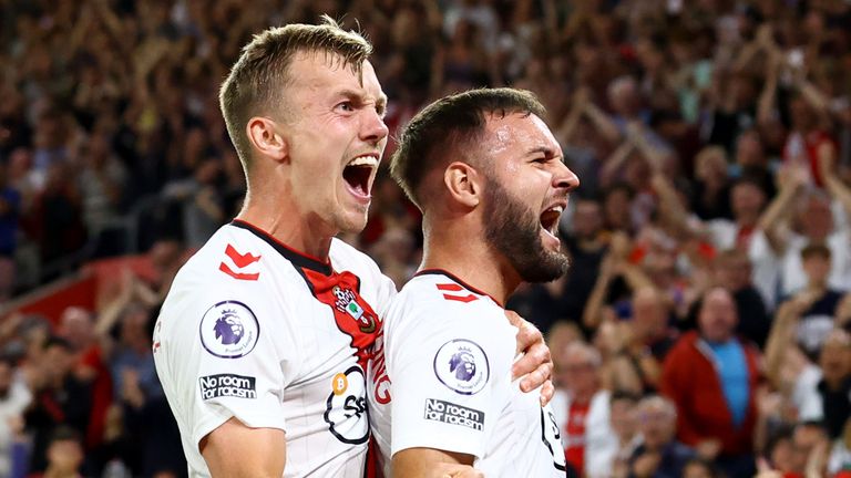 Adam Armstrong celebrates after putting Southampton 2-1 up against Chelsea