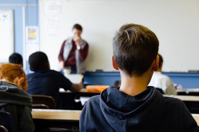 Preschoolers with larger vocabulary before they begin education, perform better in class—study shows