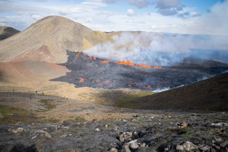 Gases from Iceland’s volcano threaten nearby village