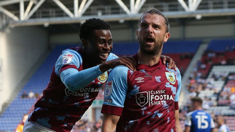 EFL goals and round-up: Burnley, Hull win; Reading go top | Football News