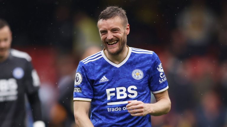 Jamie Vardy signs contract extension until the summer of 2024 | Football News