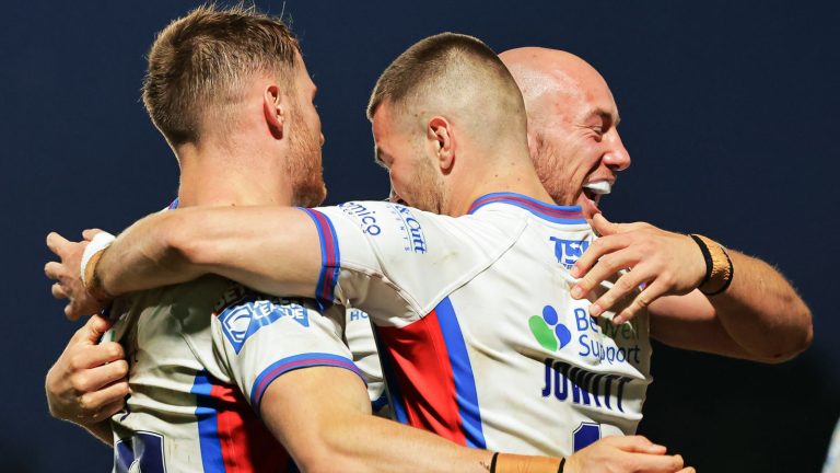 Super League: Wakefield Trinity secure Super League status in 18-6 win over Hull Kingston Rovers | Rugby League News