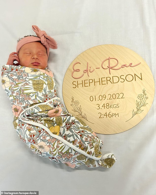 'Welcome to the world our beautiful little girl¿ Edi-Rae Shepherdson,' she wrote alongside the image of the tot