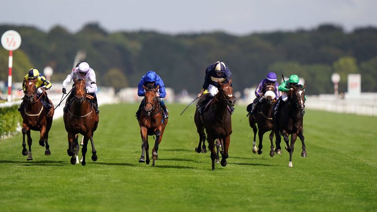 Indian Dream (centre) wins at Doncaster&#39;s St Leger Festival under Ryan Moore