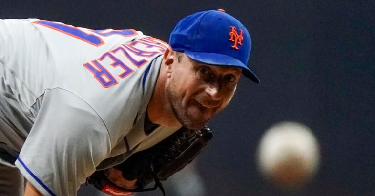 Max Scherzer Gets Win No. 200 as Mets Clinch Postseason Berth