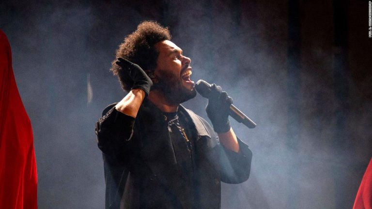 The Weeknd cancels Los Angeles show mid-song, citing vocal issues