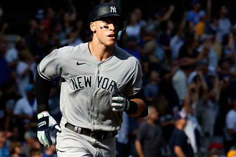 Aaron Judge hits two HRs to reach 59 on the year, edges closer to Roger Maris’ 61