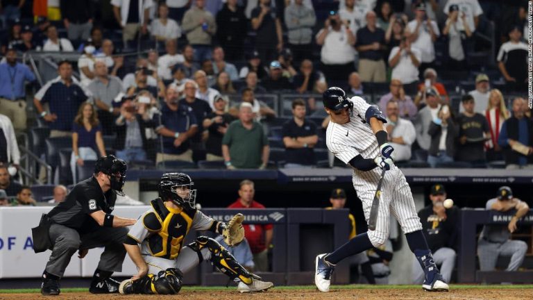 Aaron Judge hits 60th home run, equals Babe Ruth’s single-season tally in dramatic Yankees 9-8 win over Pirates