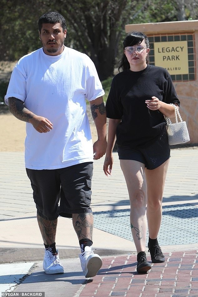 Amanda Bynes and Paul Michael look cozy in Malibu… one month after breaking off their engagement