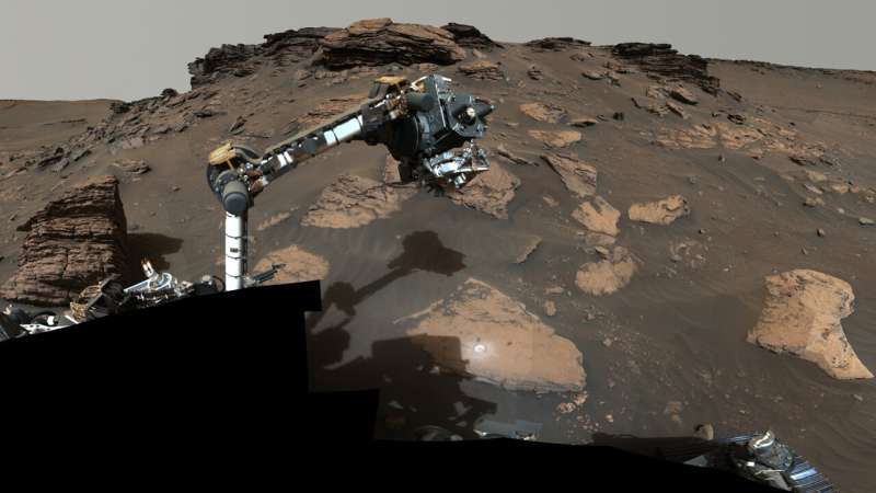 NASA’s Perseverance Rover Investigates Geologically Rich Mars Terrain