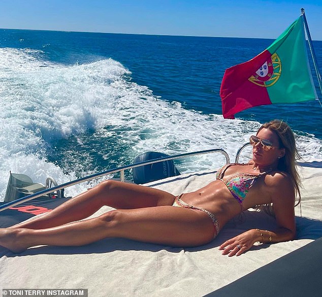 Toni Terry, 41, showcases her incredible figure in a patterned bikini