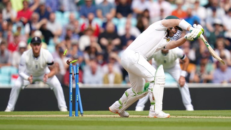 England edge ahead of South Africa as 17 wickets fall on day three of third Test at the Kia Oval | Cricket News