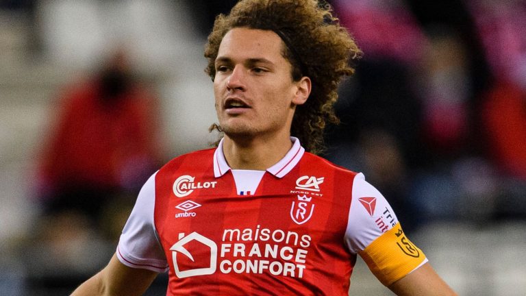 Leicester City complete signing of defender Wout Faes from Reims for £15m | Transfer Centre News