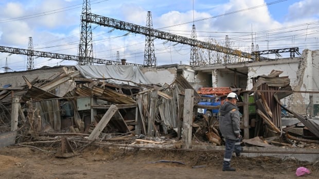 Kyiv power grid in ’emergency mode’ amid Russian attacks on Ukraine’s energy infrastructure