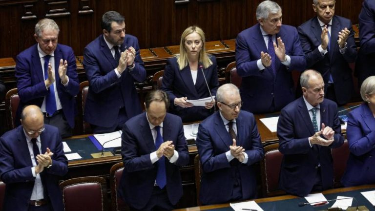 Giorgia Meloni vows to work with EU in first address to Italian parliament