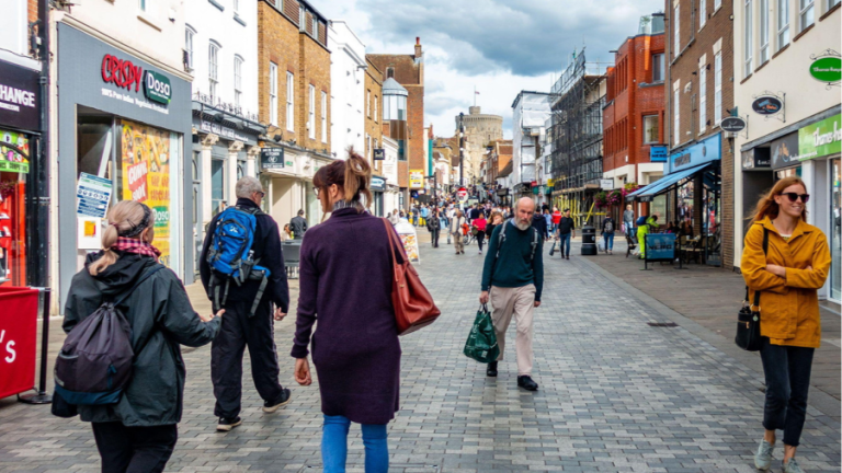 UK small business confidence falls to lowest level since pandemic